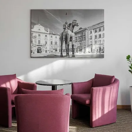 Hotel Orea Voro 3*